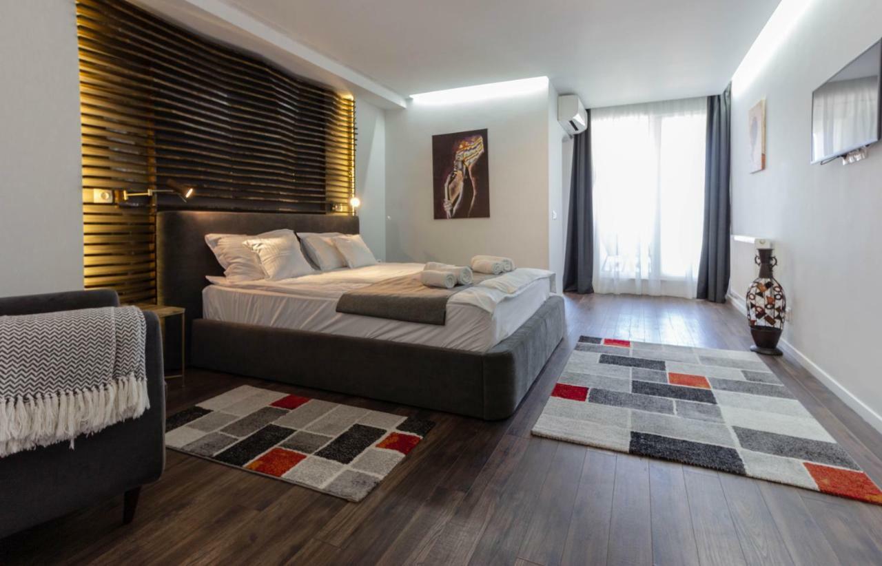 קלוז'-נאפוקה Ares Aparthotel חדר תמונה